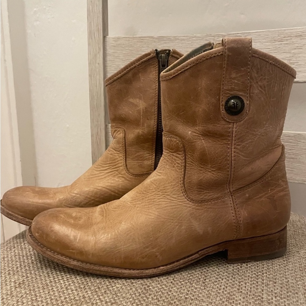 Short Frye Boots w/ Side Zippper